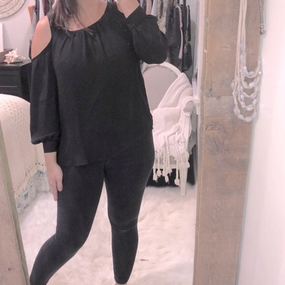 She + Sky small black top - Picture 1 of 4